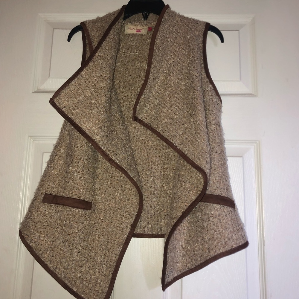 Girls vest